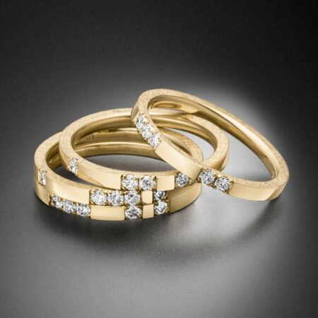 Luminous Love Story Rings - Stapelring Set - Memoire Ringe - Gelbgold Diamanten - STEINBACH Goldschmiede