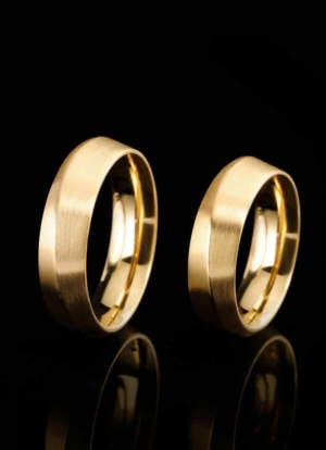 Trauringe Diagonal  Trauringe Diagona Gelbgold