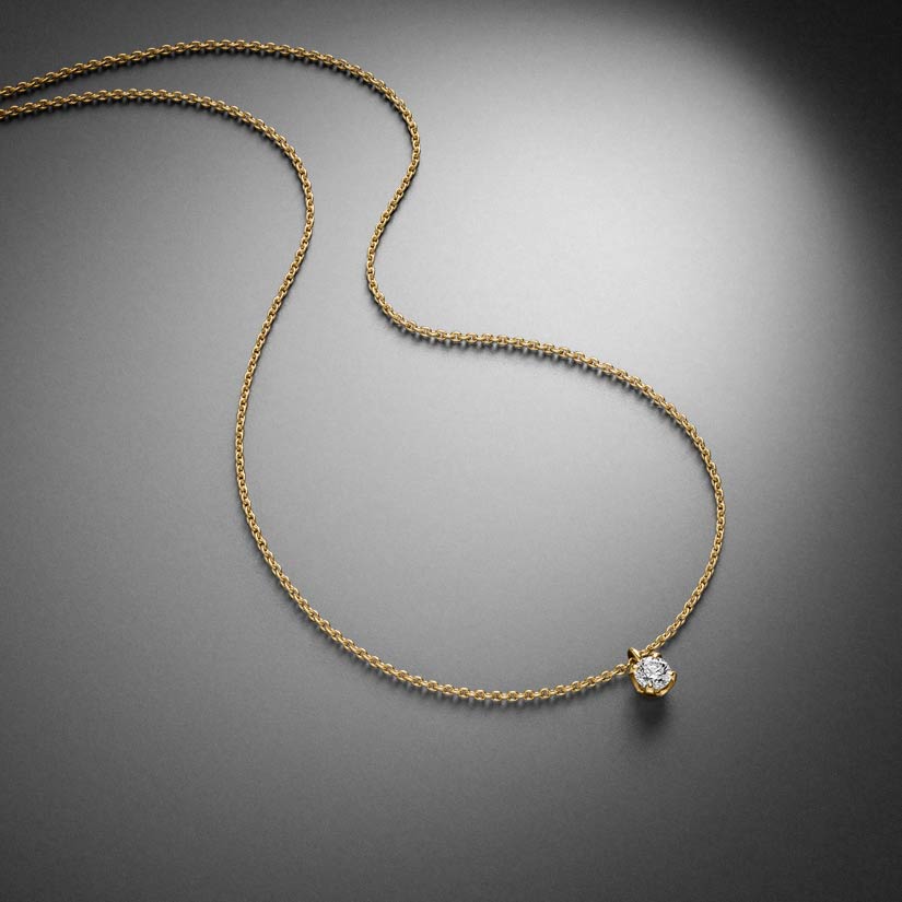 Diamantcollier, Diamantkette, Diamantanhänger, Solitairekette in Gelbgold und Diamant - STEINBACH Goldschmiede