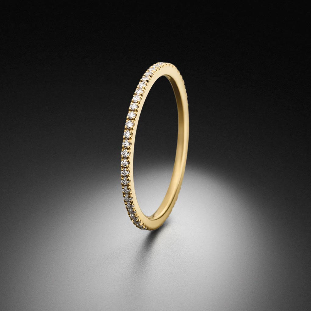 Diamanten Memoire Ring 0.25ct zarte Eleganz - Gelbgold - Beisteckring - STEINBACH Goldschmiede