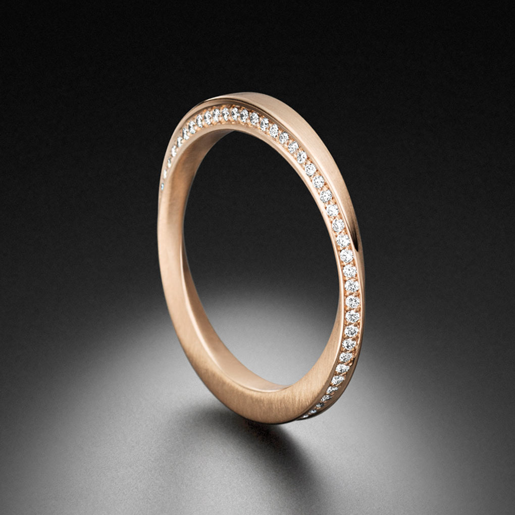 Möbius Ring Roségold Diamanten Steinbach Goldschmiede