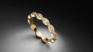 Navette Diamant Ring - filigraner Marquise Look - Diamanten in Millgriff Fassung - Gelbgold STEINBACH Goldschmiede