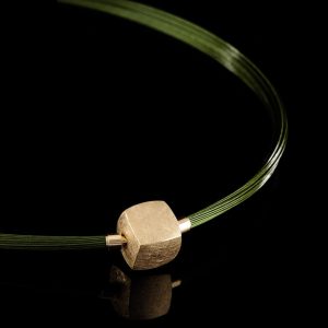 Wechselverschluss Würfel Gelbgold Wechseldrahtcollier grün Steinbach Goldschmiede